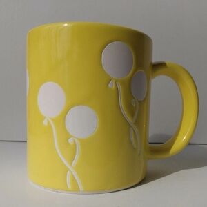 Vintage 80s Yellow White Balloons Mug Ceramic Coffee Tea Circus Clowncore Party